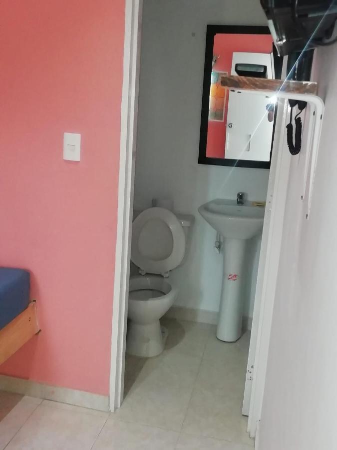Hotel Real Palace Tuluá Екстериор снимка